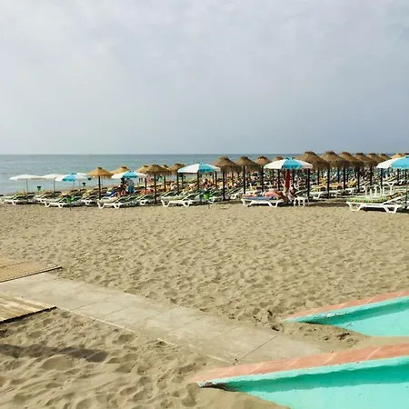 Carihuela Palace Beach Апартаменты
